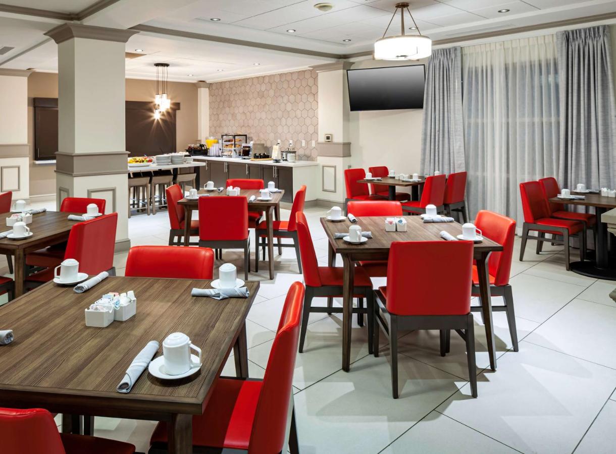 | Hilton Garden Inn San Diego/Rancho Bernardo