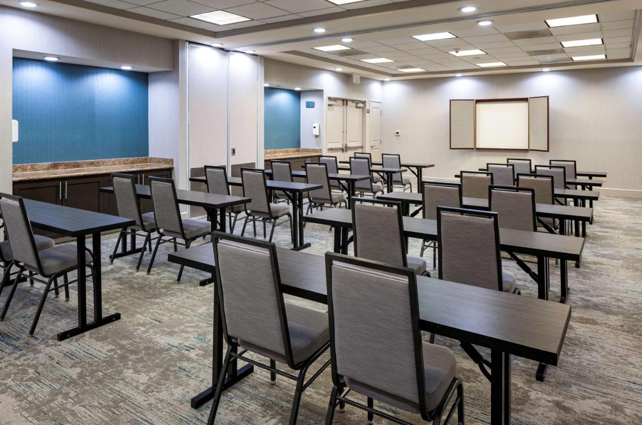 | Hilton Garden Inn San Diego/Rancho Bernardo