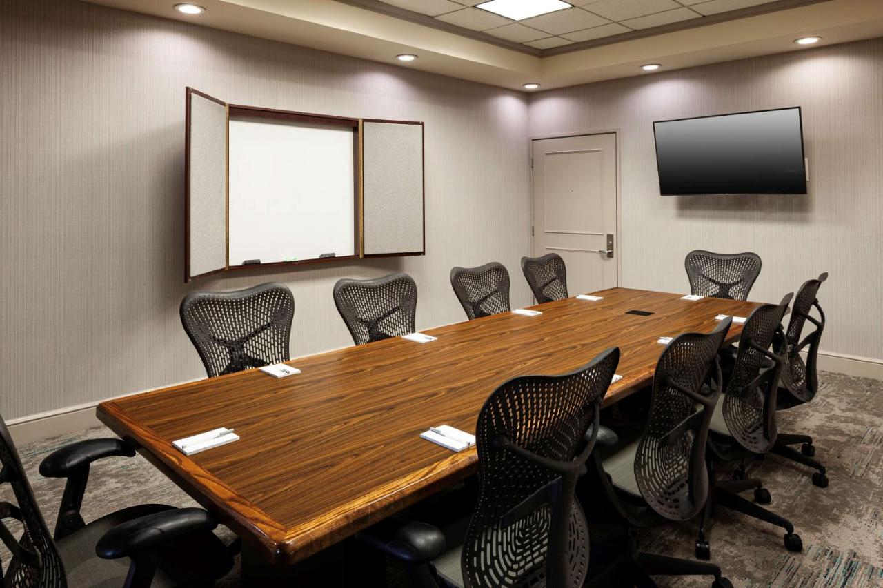 | Hilton Garden Inn San Diego/Rancho Bernardo