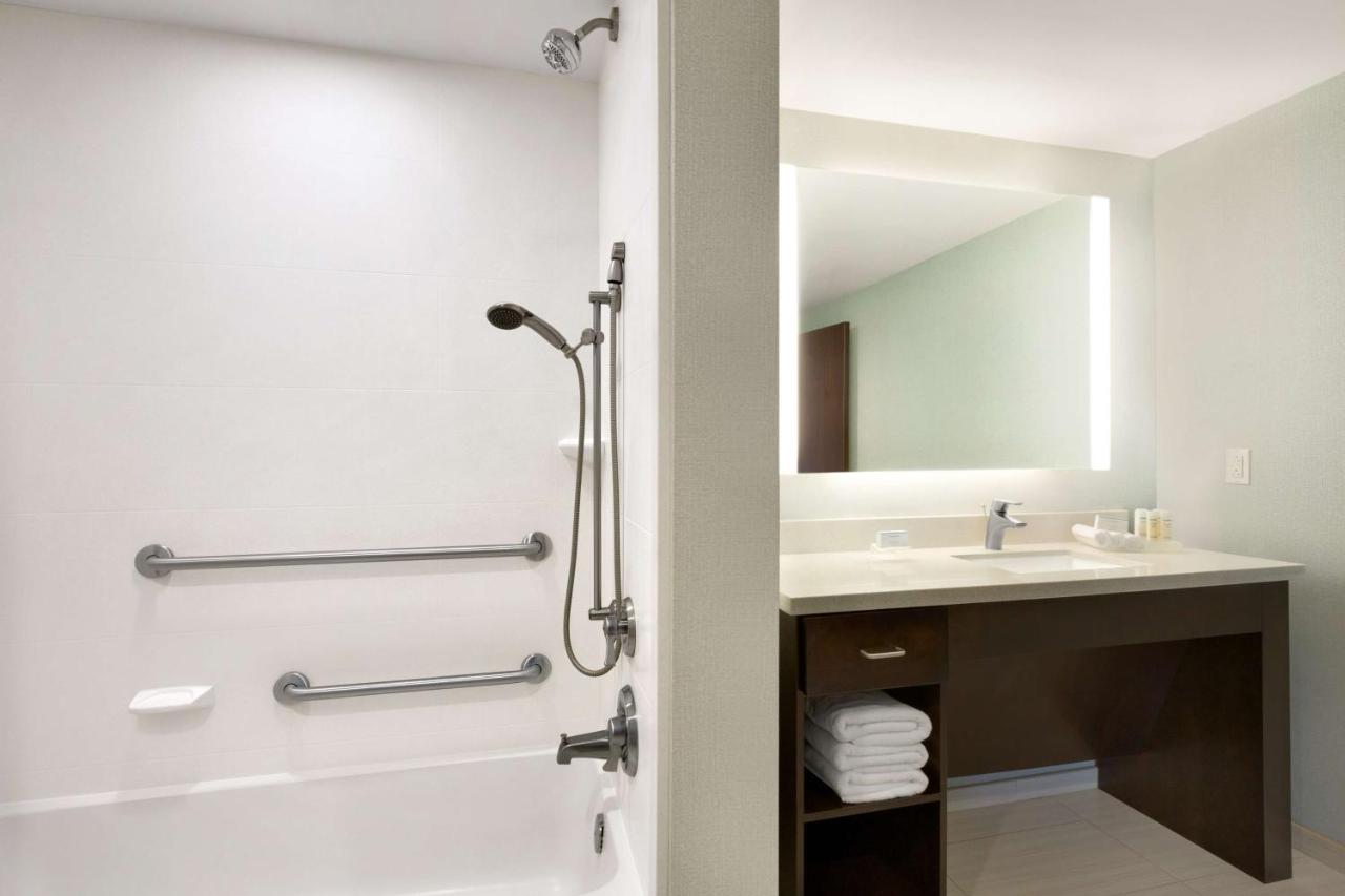 | Homewood Suites Mobile