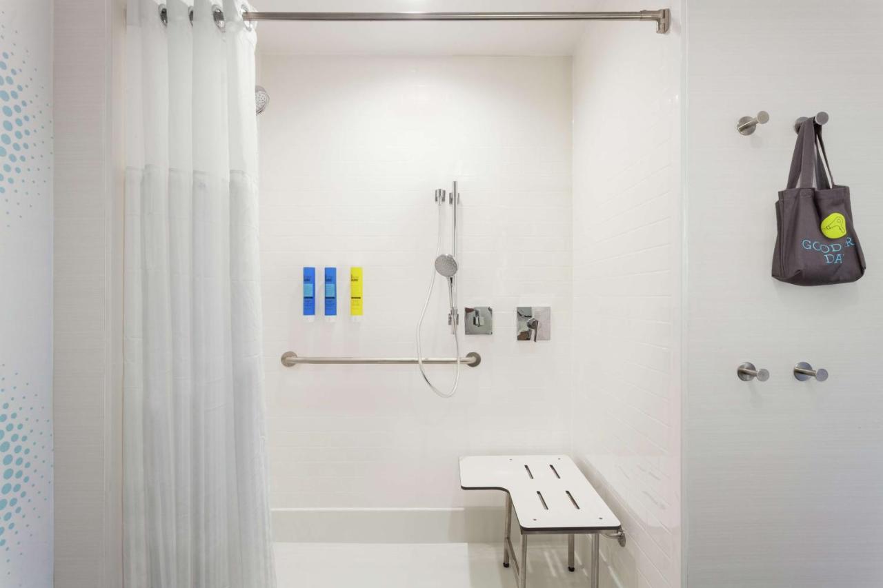 Queen Room with Two Queen Beds - Hearing Accessible at Tru By Hilton Jacksonville St Johns Town Center