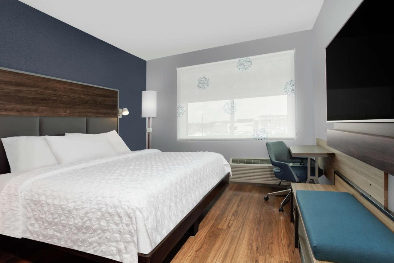 King Room at Tru By Hilton Jacksonville St Johns Town Center