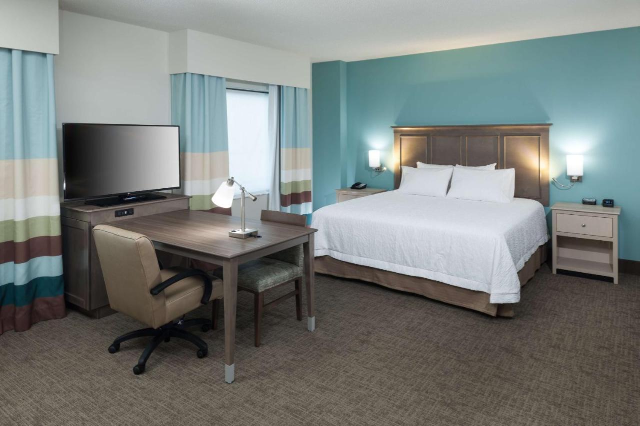 Executive King Suite - Non-Smoking at Hampton Inn & Suites Carolina Beach Oceanfront