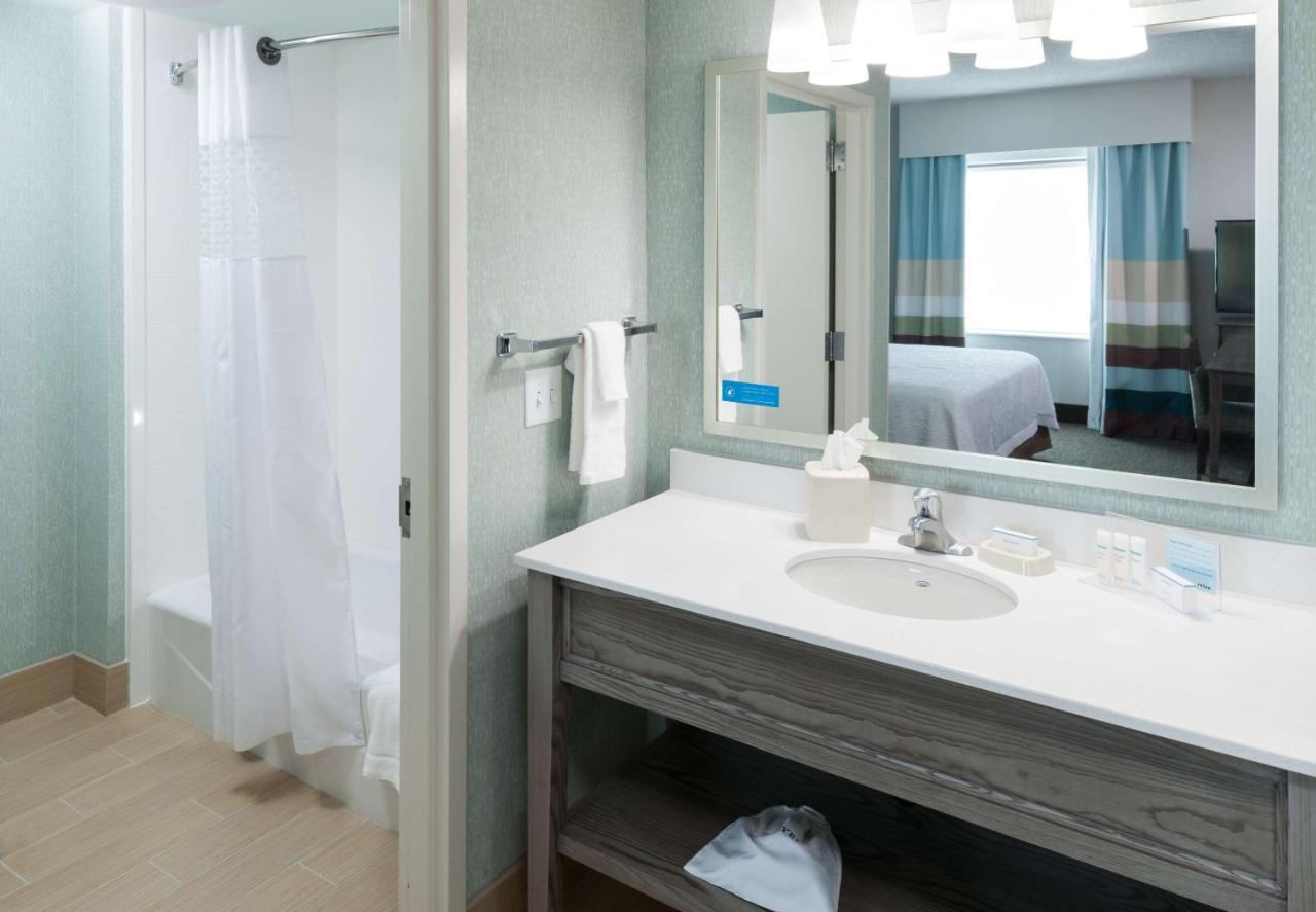 Executive King Suite - Non-Smoking at Hampton Inn & Suites Carolina Beach Oceanfront