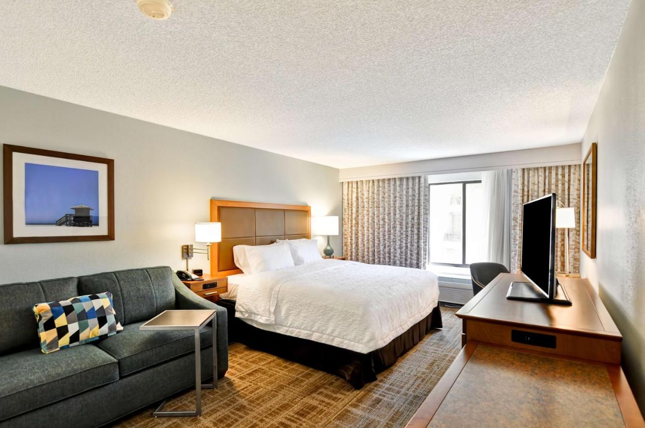 King Study with Sofa Bed - Non-Smoking at Hampton Inn Boca Raton