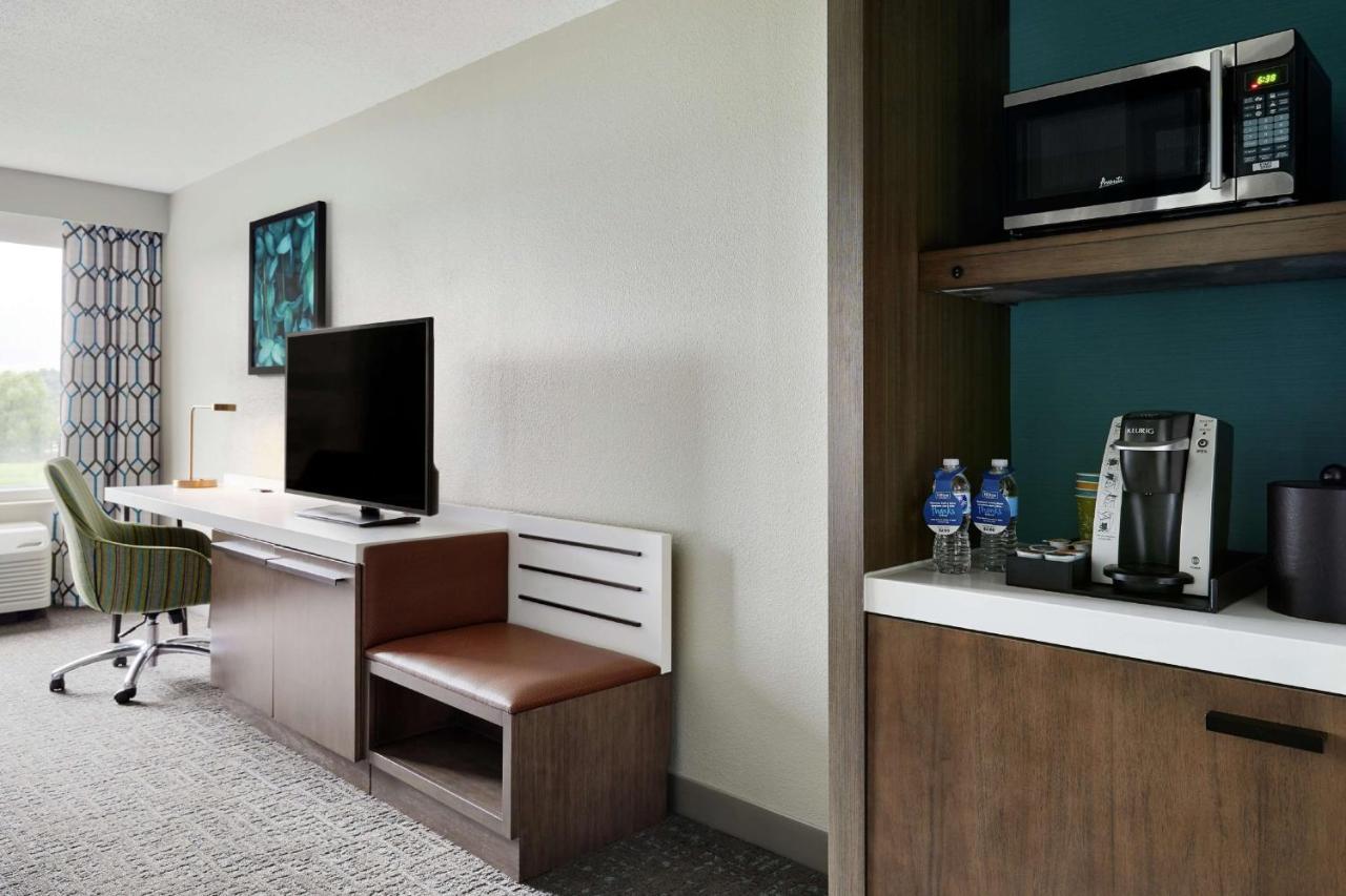 | Hilton Garden Inn Cincinnati Northeast