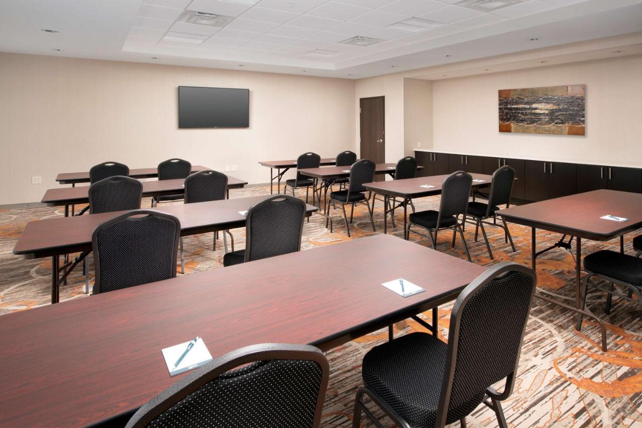 | Homewood Suites By Hilton Kansas City Speedway