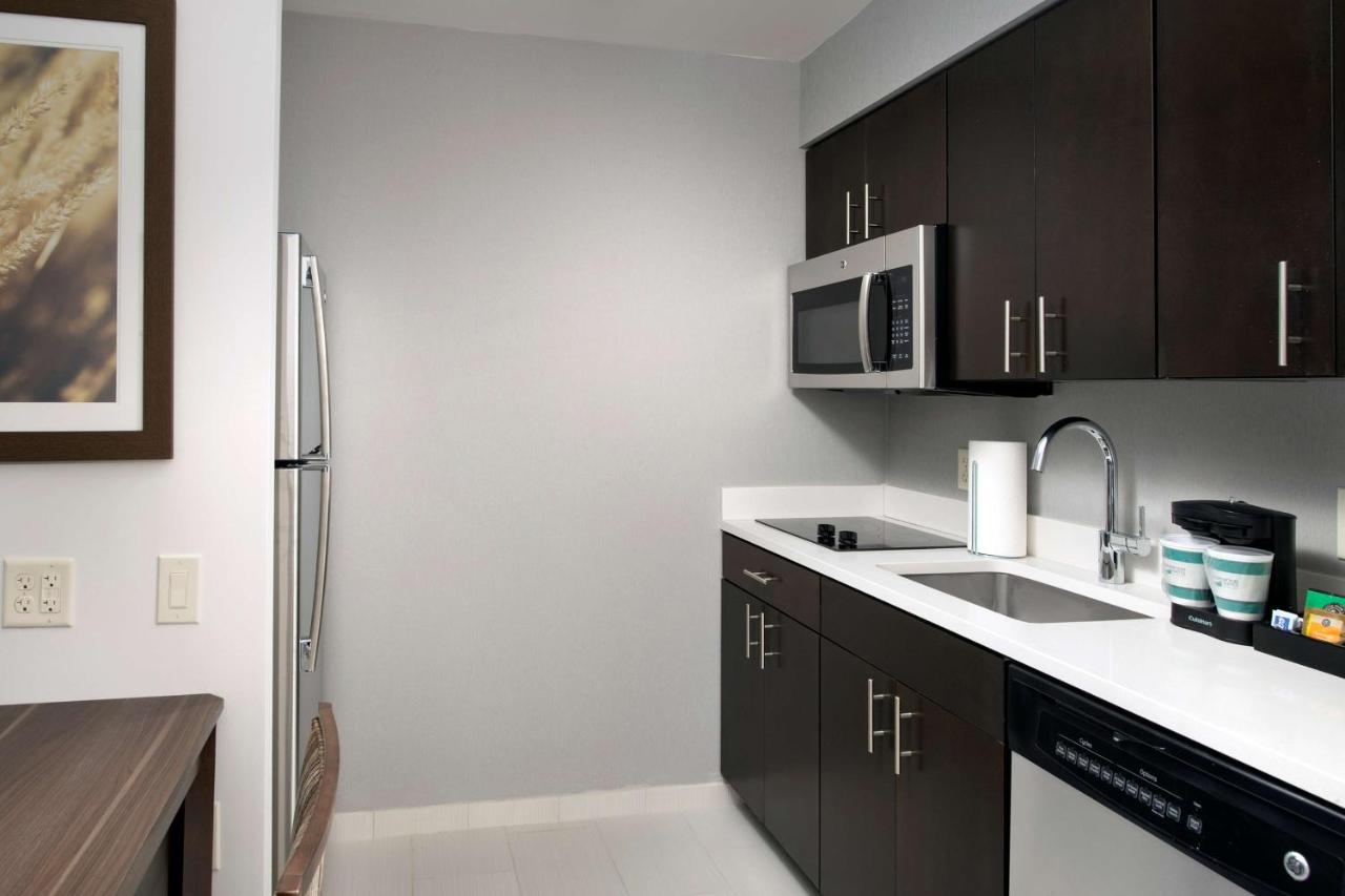  | Homewood Suites By Hilton Kansas City Speedway