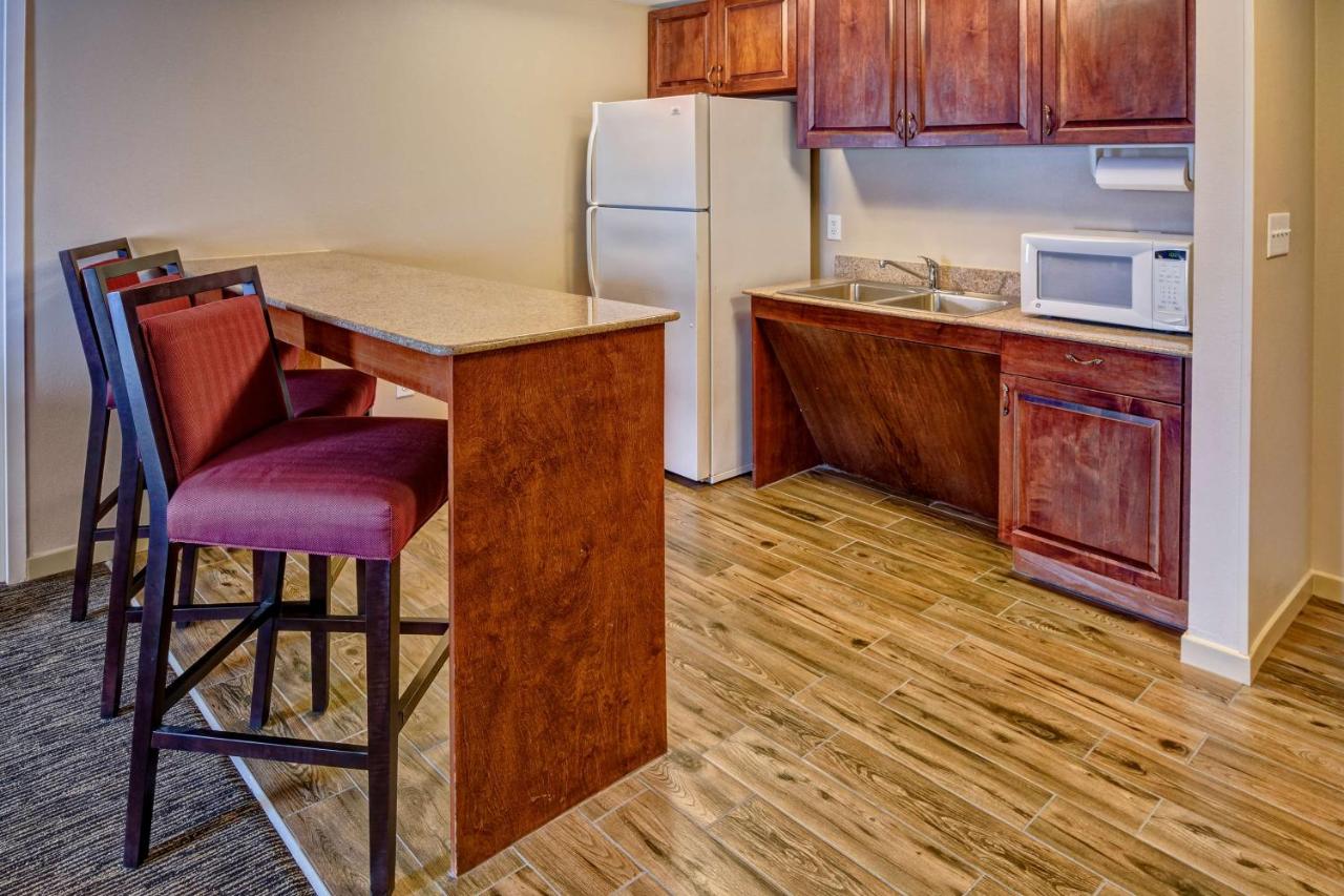 One-Bedroom King Suite - Non-Smoking at Hampton Inn by Hilton Dunn