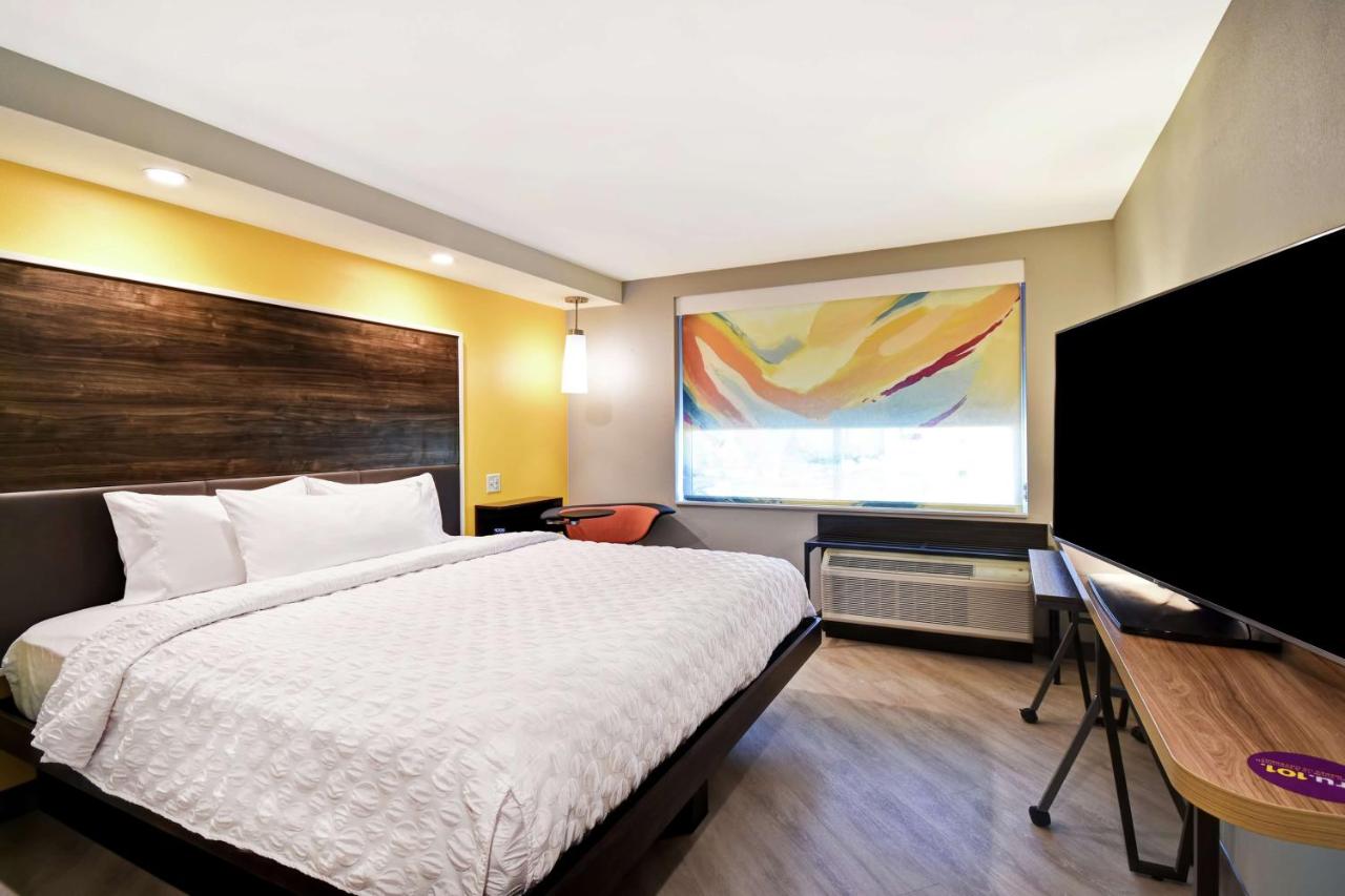 King Room at Tru by Hilton Smyrna Nashville