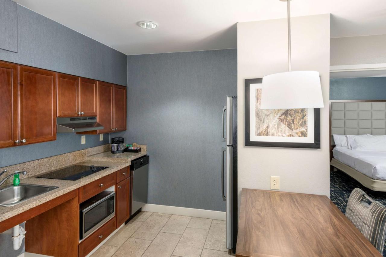 | Homewood Suites by Hilton Mount Laurel