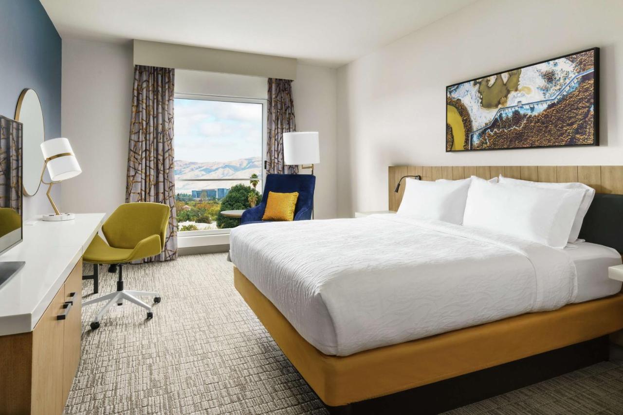 Premium King Room with Mountain View at Hilton Garden Inn Sunnyvale