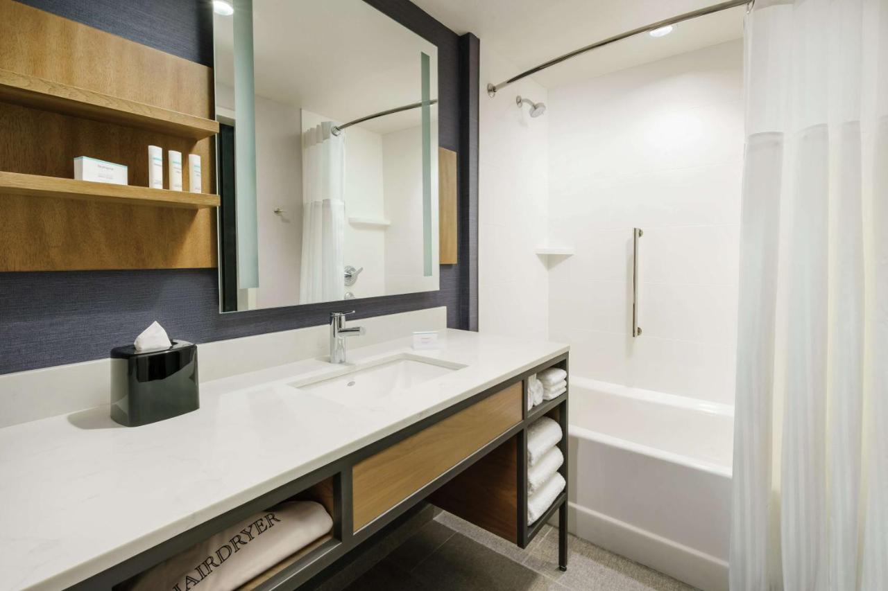 Premium King Room with Mountain View at Hilton Garden Inn Sunnyvale