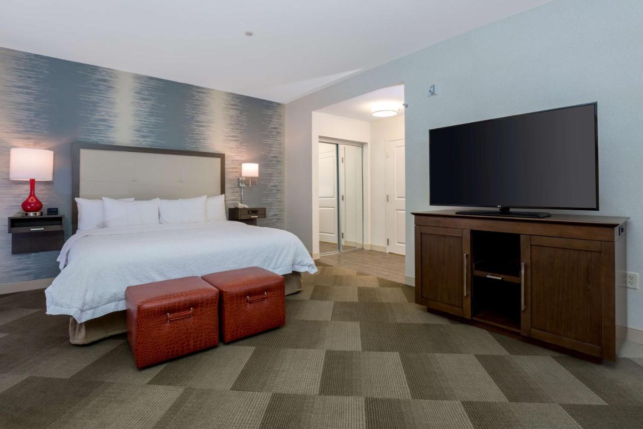 King Room with Bath Tub - Disability Access at Hampton Inn & Suites San Diego-Poway
