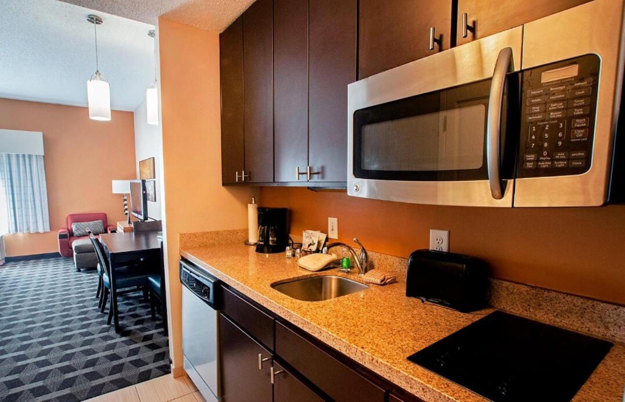 Queen Studio at TownePlace Suites by Marriott Baton Rouge Gonzales
