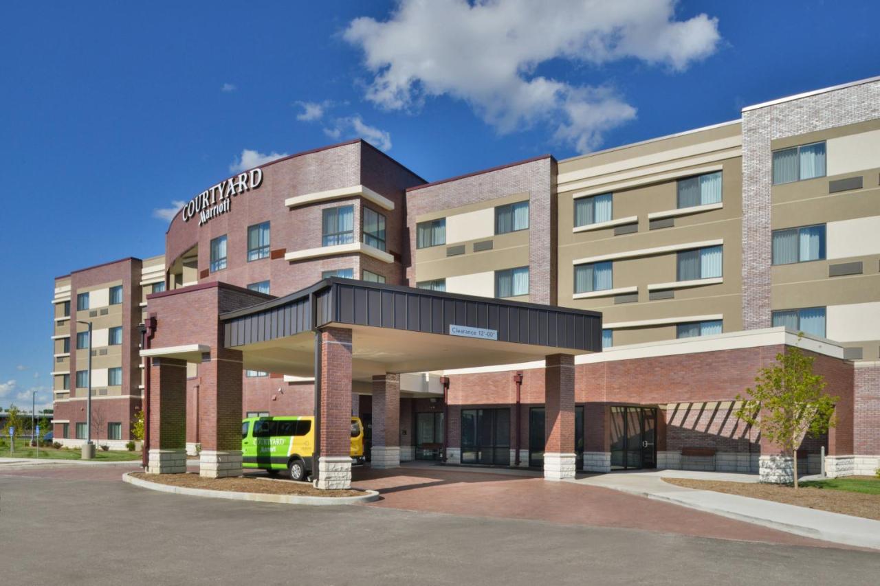  | Courtyard by Marriott St. Louis Chesterfield