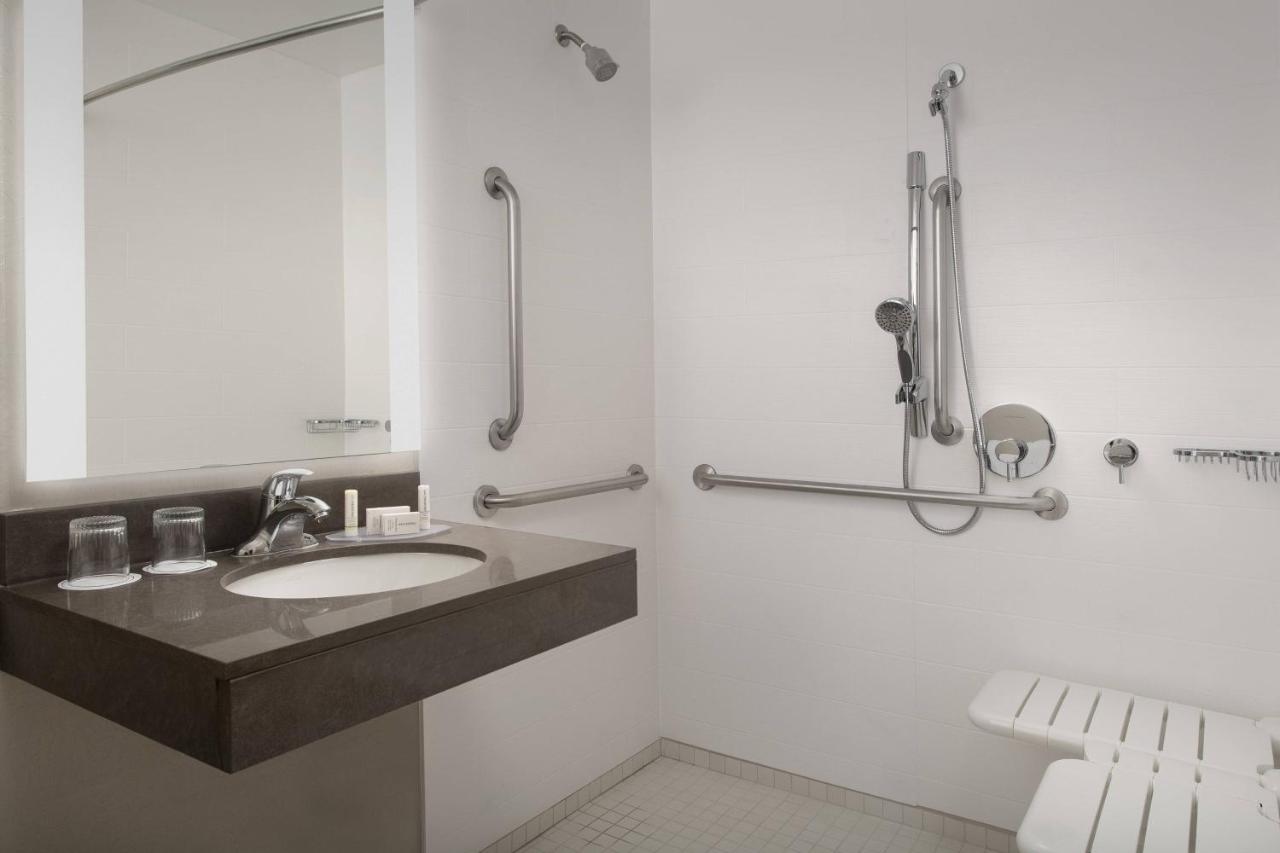 King Suite with Sofa Bed at SpringHill Suites by Marriott Portland Hillsboro