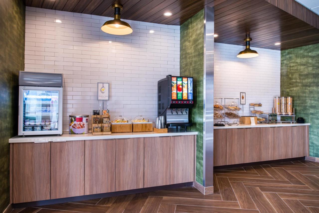 | Fairfield Inn & Suites by Marriott Fort Worth Southwest at Cityview