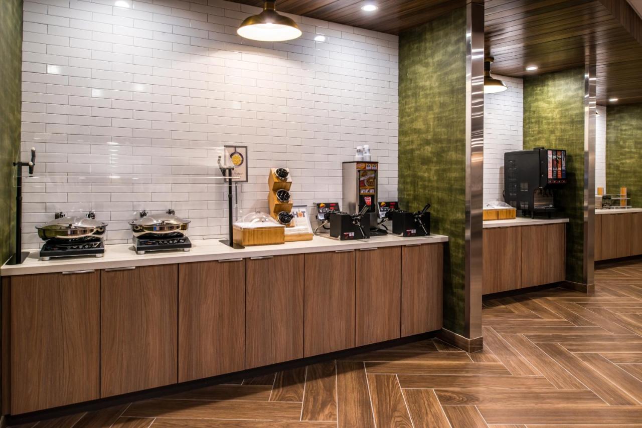 | Fairfield Inn & Suites by Marriott Fort Worth Southwest at Cityview