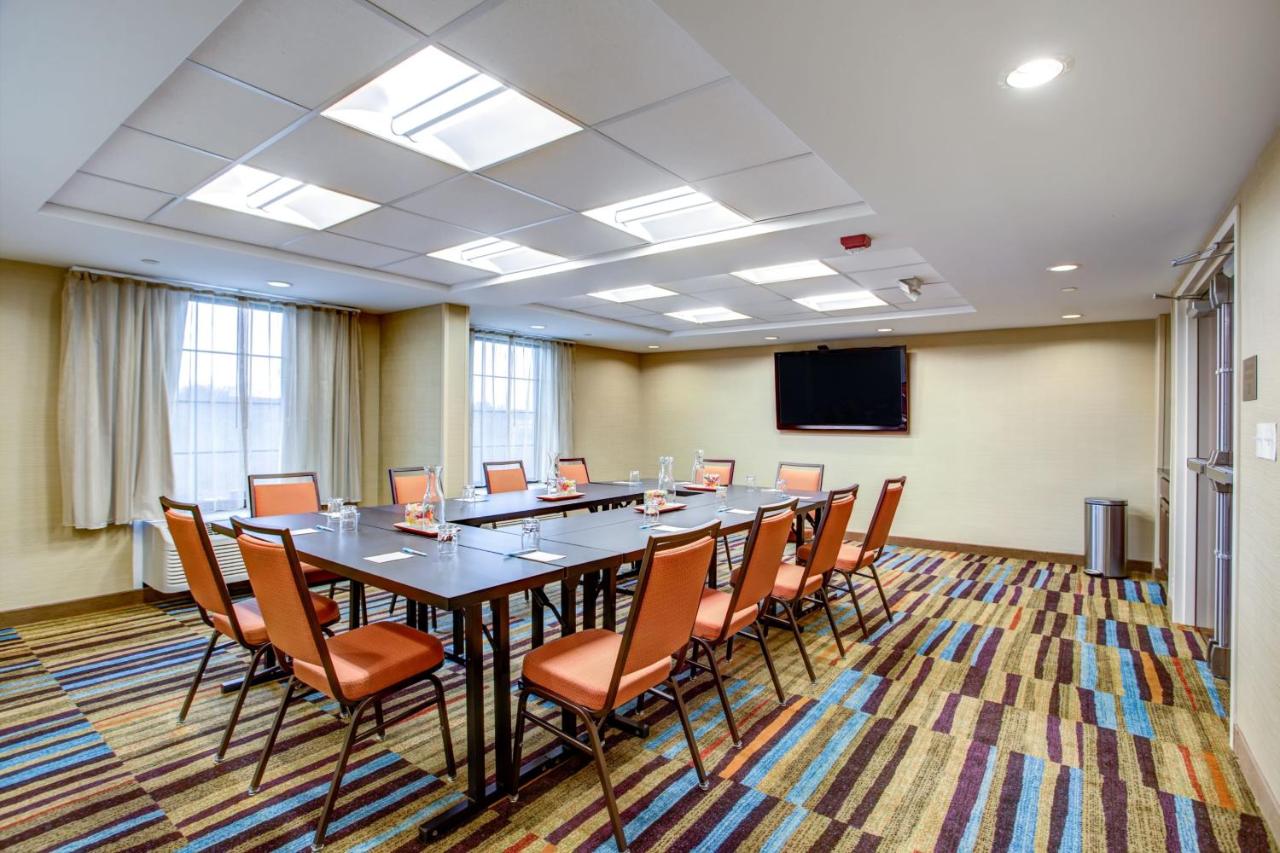  | Fairfield Inn & Suites by Marriott Springfield Holyoke