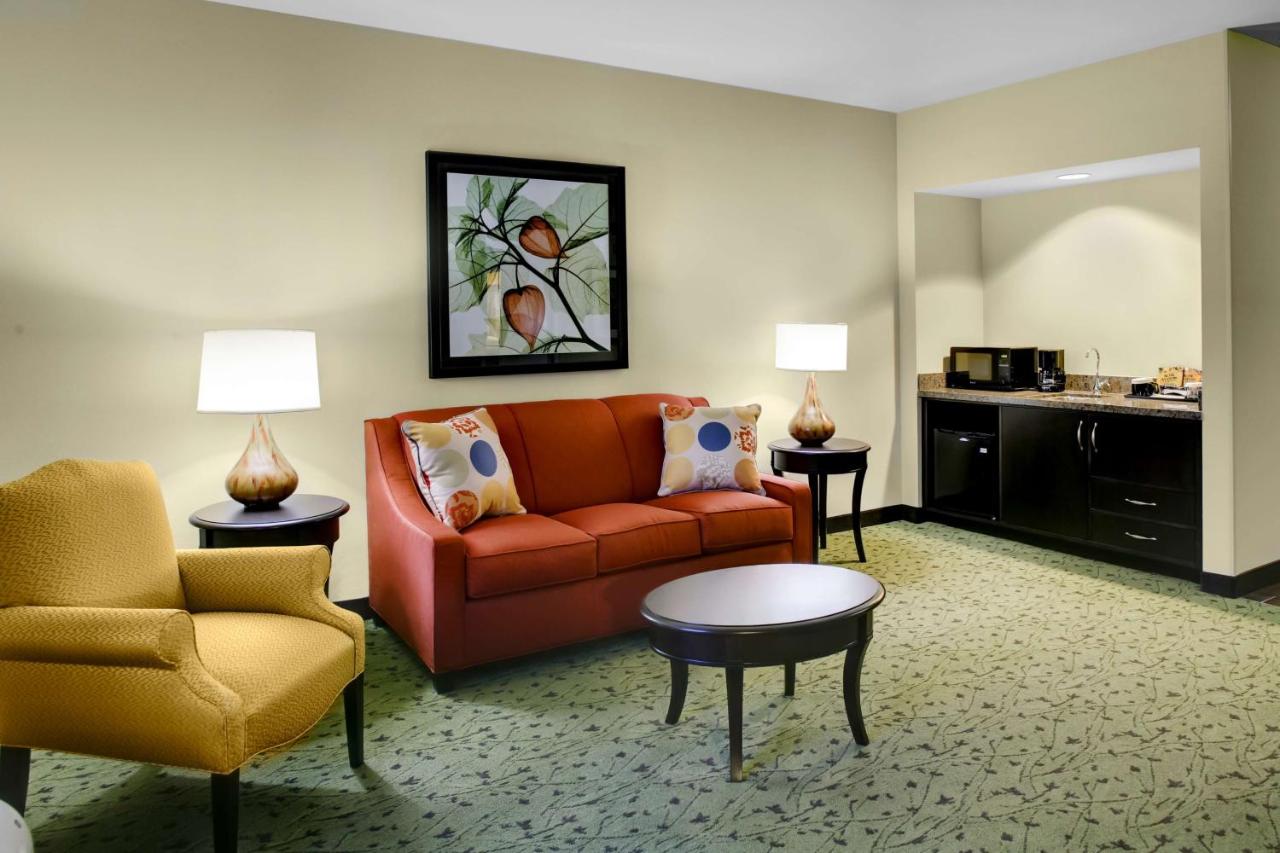 | Hilton Garden Inn Pittsburgh/Cranberry