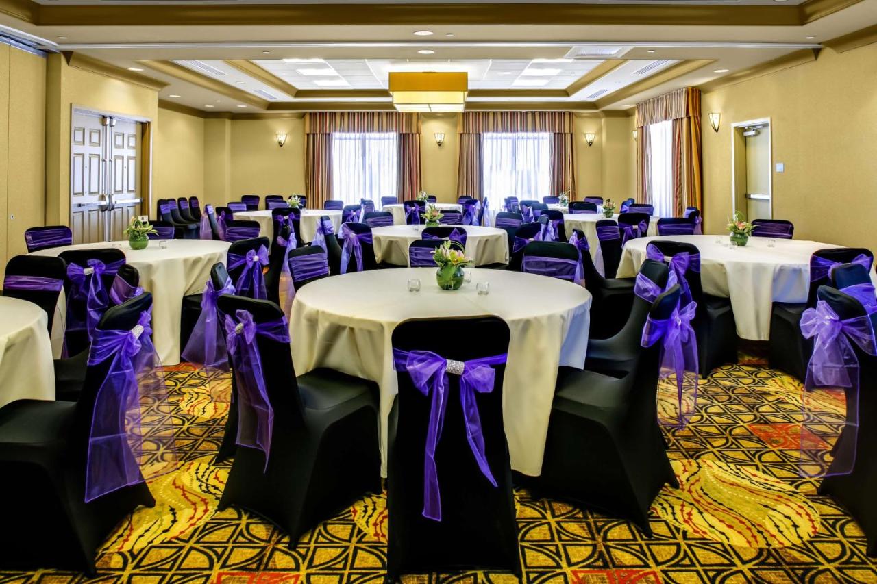 | Hilton Garden Inn Pittsburgh/Cranberry