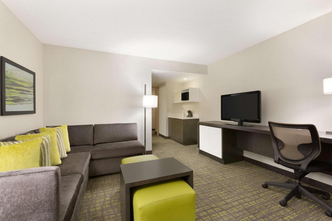 King Room - Non-Smoking at Embassy Suites by Hilton Newark Wilmington South