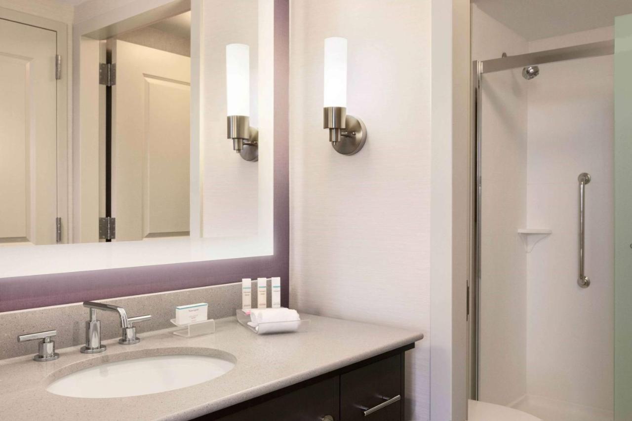 | Homewood Suites by Hilton Washington DC Convention Center