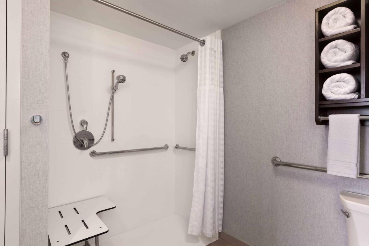 | Homewood Suites by Hilton Washington DC Convention Center