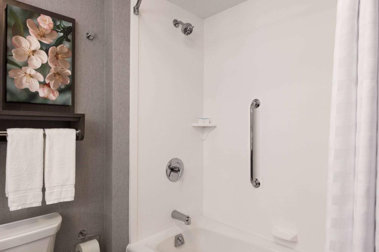 | Homewood Suites by Hilton Washington DC Convention Center