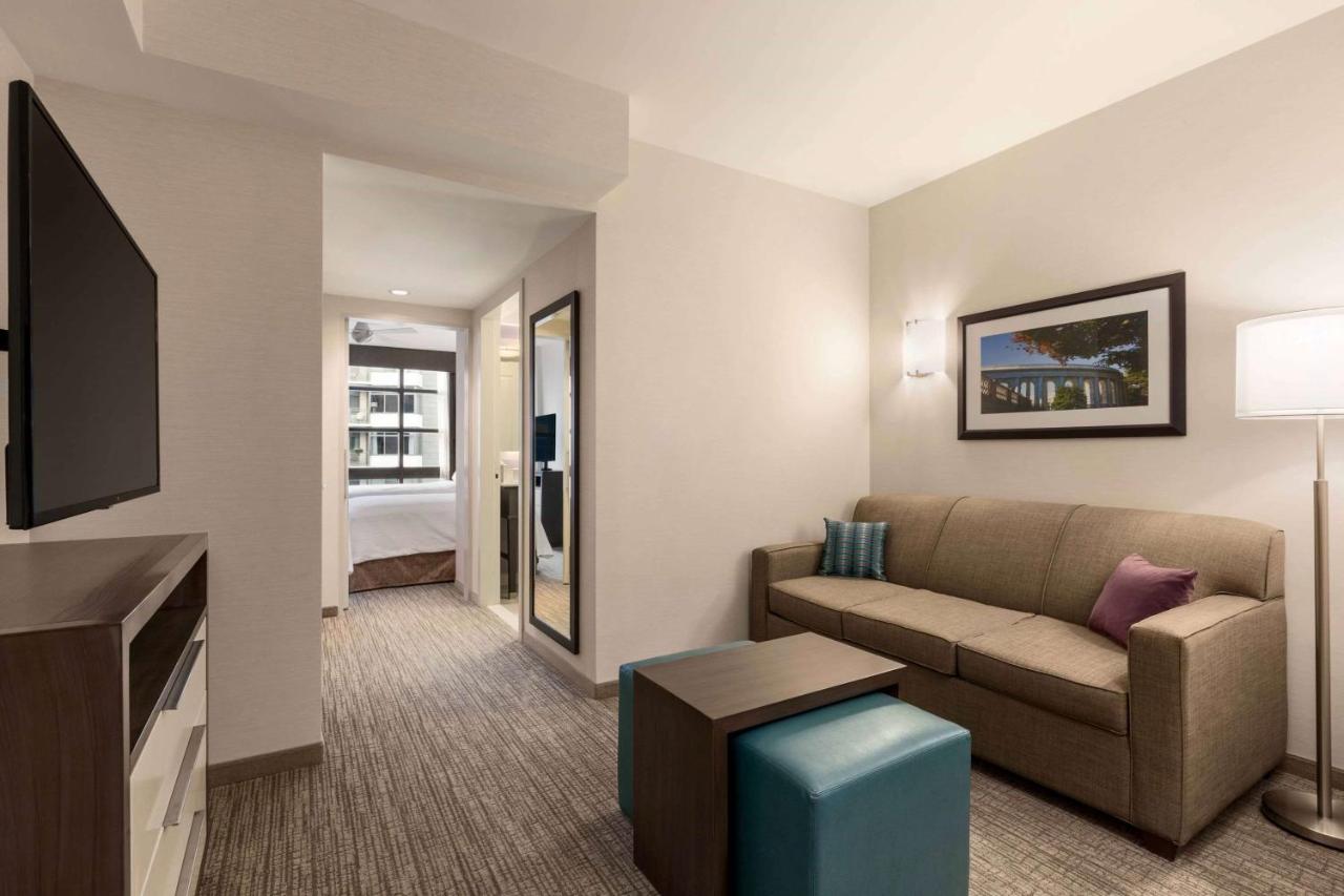| Homewood Suites by Hilton Washington DC Convention Center