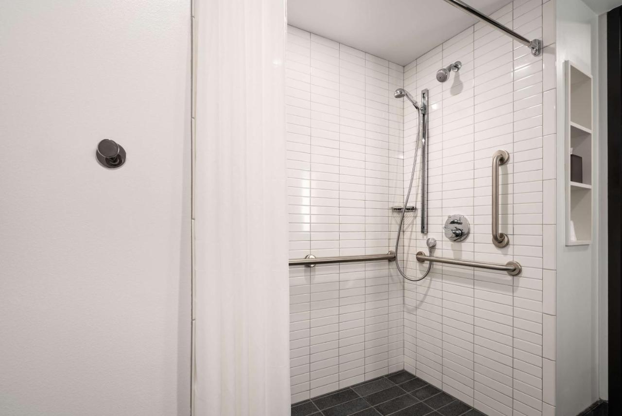 Queen Studio with Roll-In Shower - Mobility Accessible at Motto by Hilton Philadelphia Rittenhouse Square