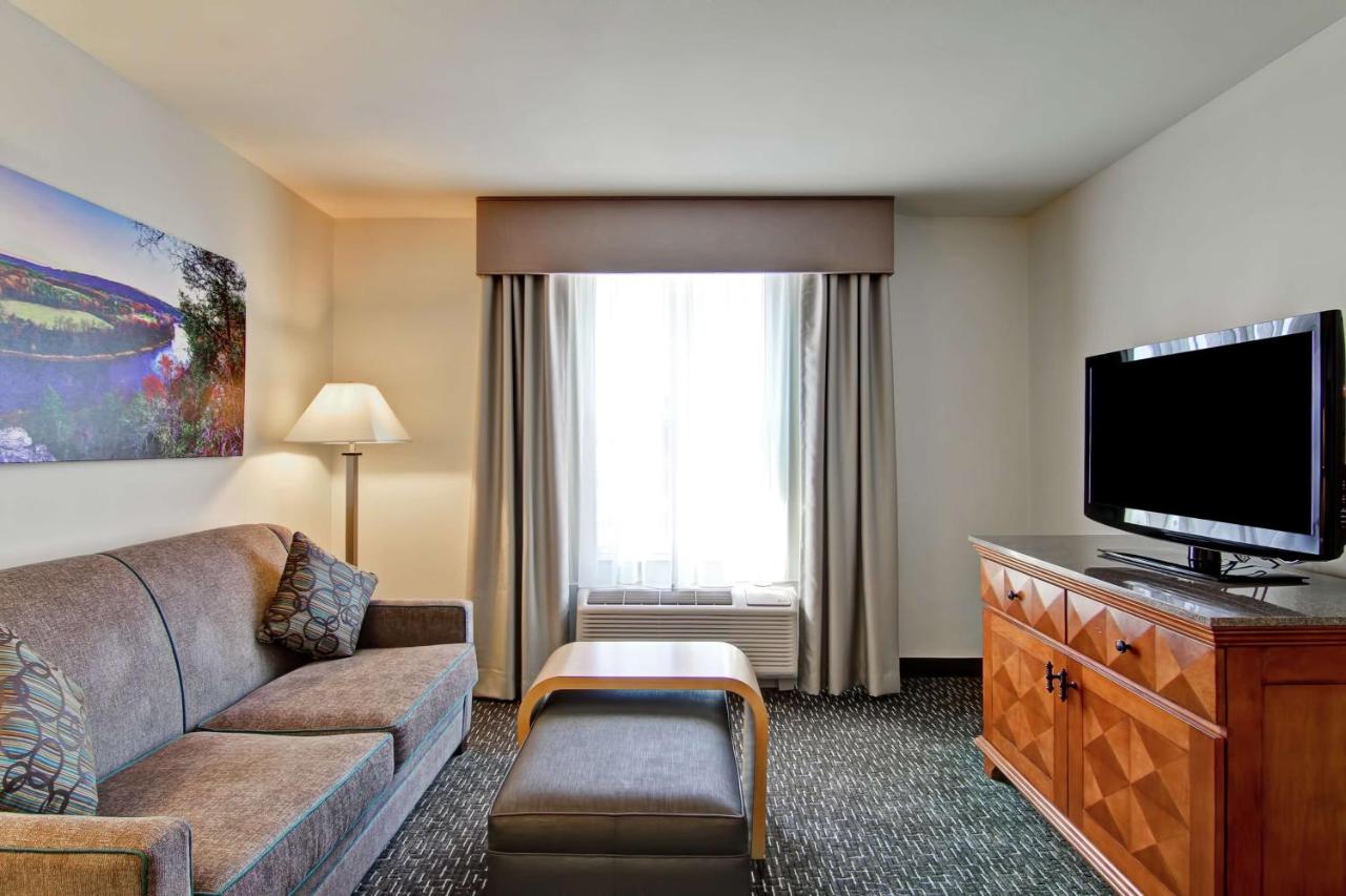 Queen Suite - Non-Smoking at Homewood Suites by Hilton Bentonville-Rogers