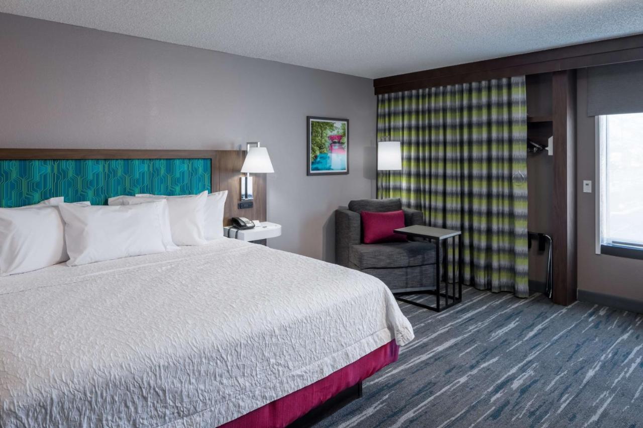 Executive King Room - Non-Smoking at Hampton Inn Bentonville/Rogers