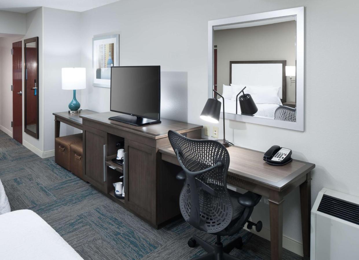  | Hampton Inn St Louis- at the Arch