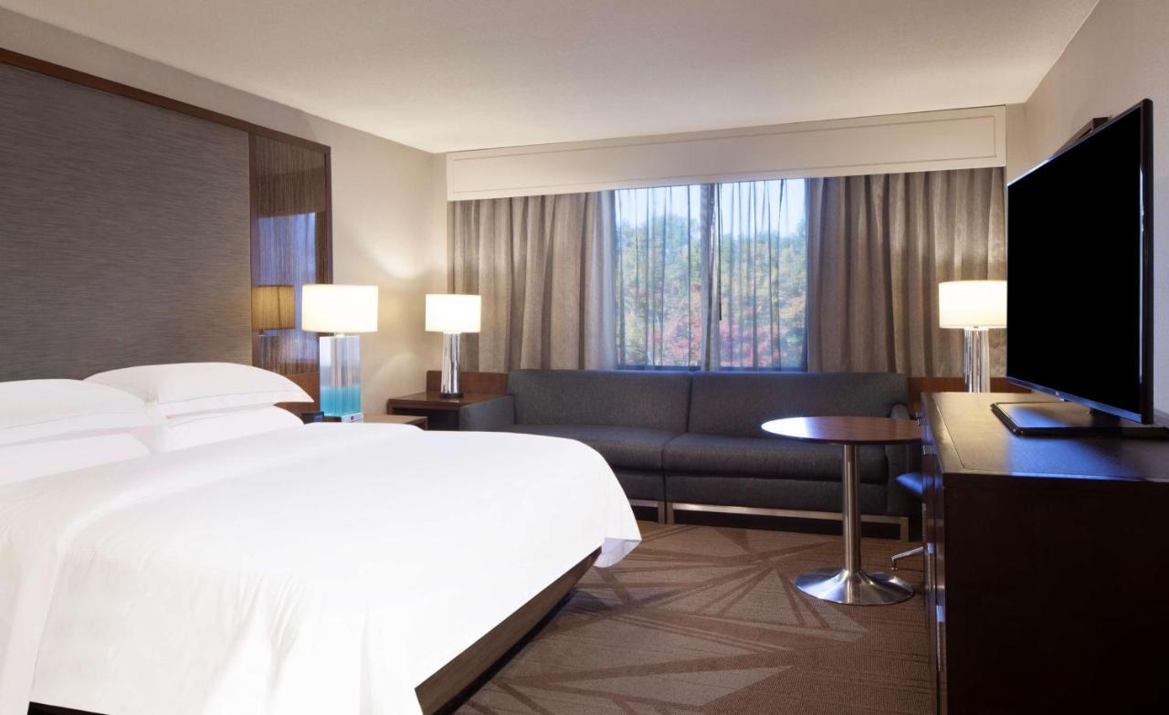 King Room at Hilton Parsippany