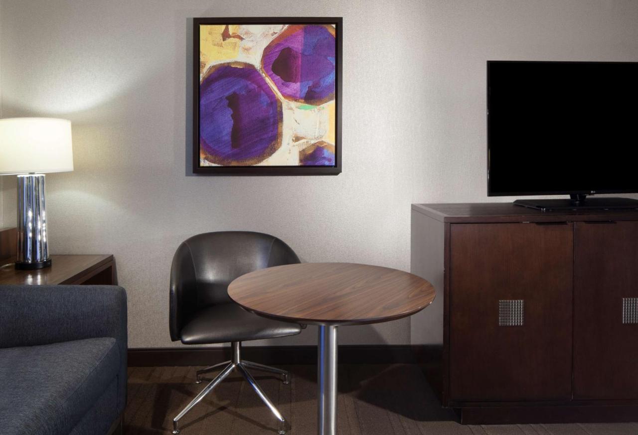King Room at Hilton Parsippany