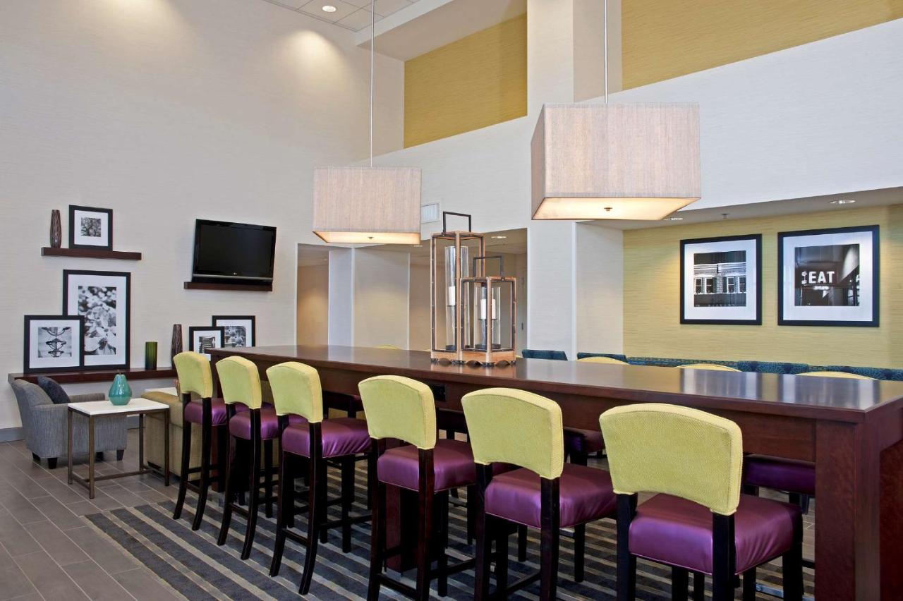  | Hampton Inn & Suites Bloomington Normal