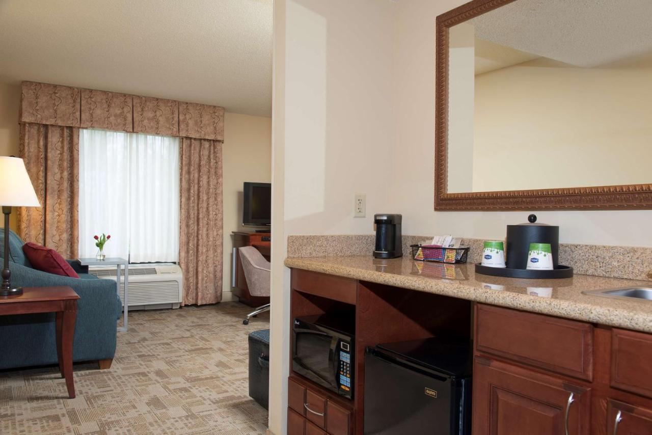 | Hampton Inn & Suites Bloomington Normal