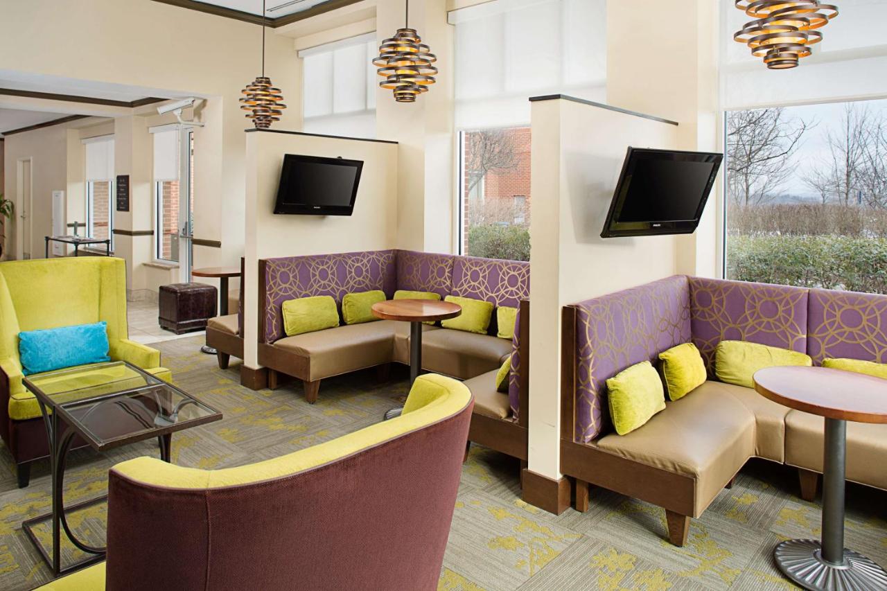 | Hilton Garden Inn Hartford North-Bradley International Airport