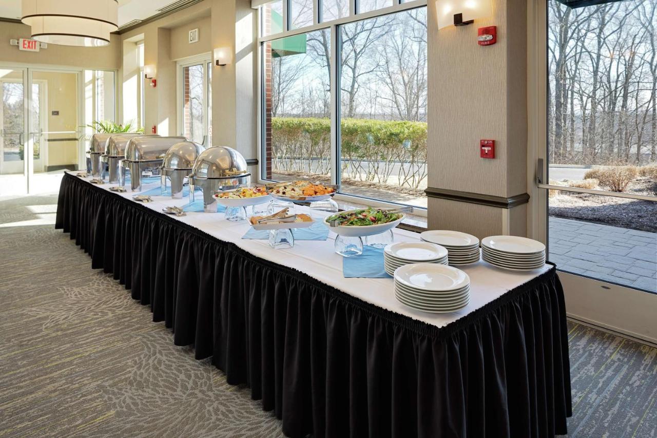 | Hilton Garden Inn Hartford North-Bradley International Airport