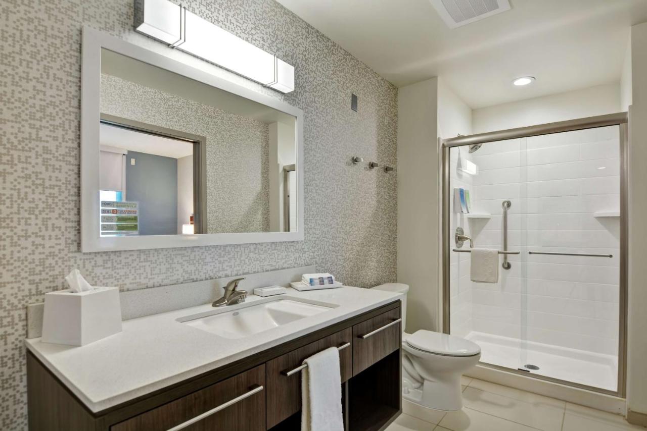 One-Bedroom King Suite - Non-Smoking at Home2 Suites by Hilton Madison Huntsville Airport