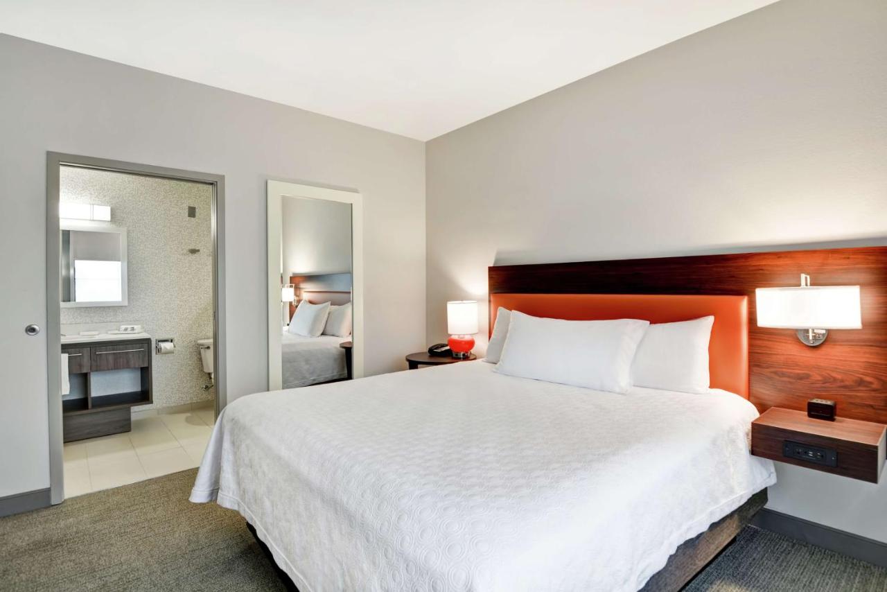 One-Bedroom King Suite - Non-Smoking at Home2 Suites by Hilton Madison Huntsville Airport