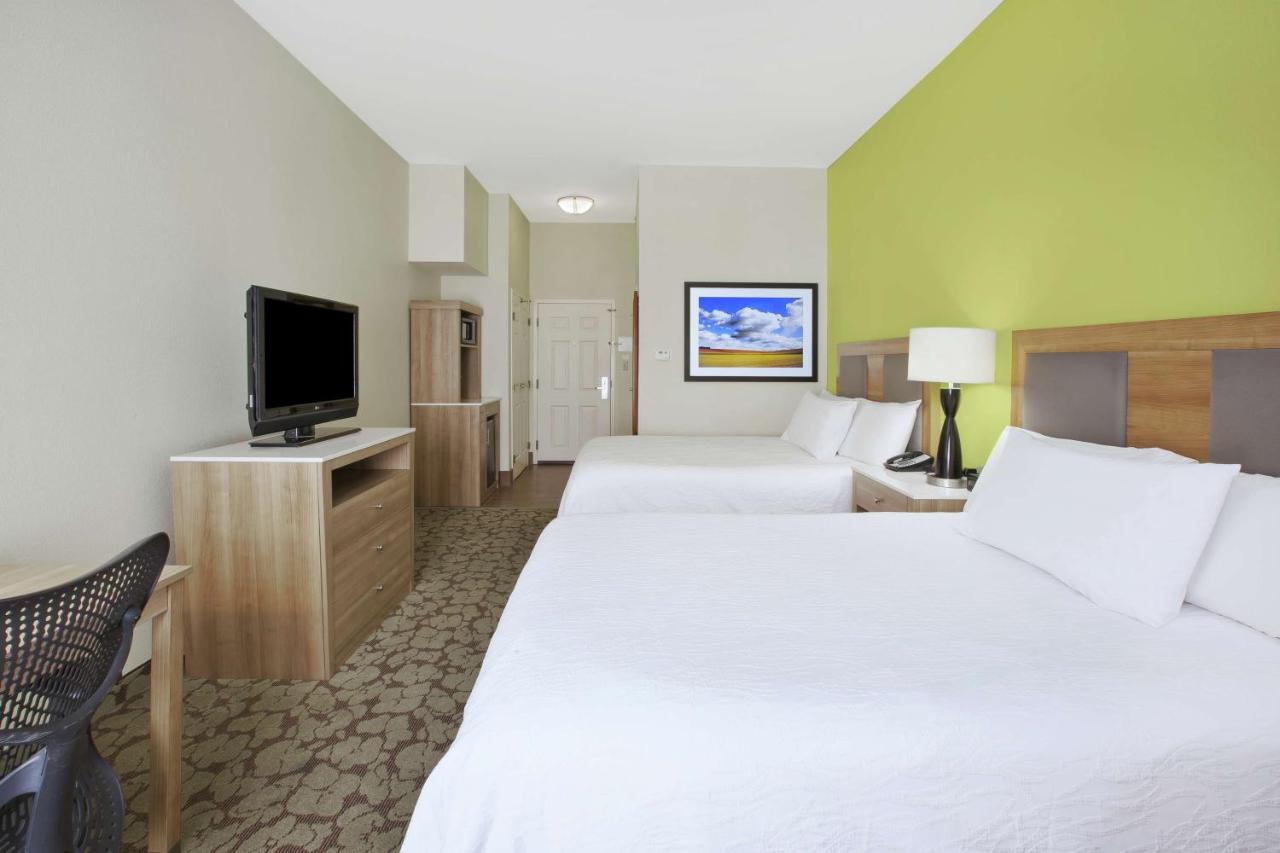 Queen Room with Two Queen Beds - Hearing Accessible at Hilton Garden Inn Wichita