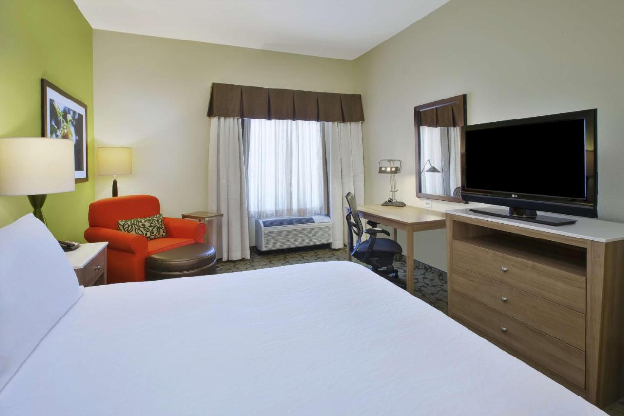 King Room Mobility/Hearing Accessible - Non-Smoking at Hilton Garden Inn Wichita