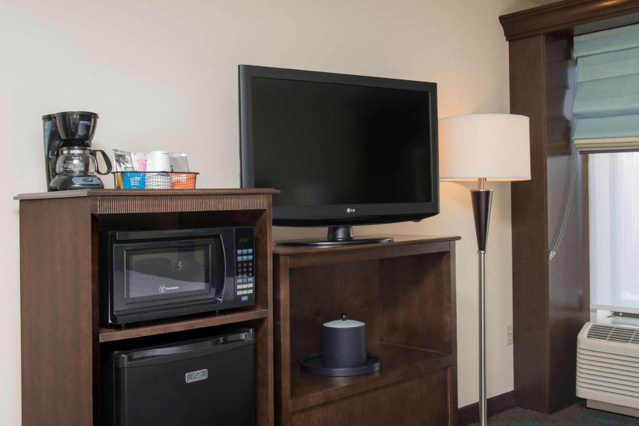 Double Room with Two Double Beds - Disability Access at Hampton Inn and Suites Kokomo