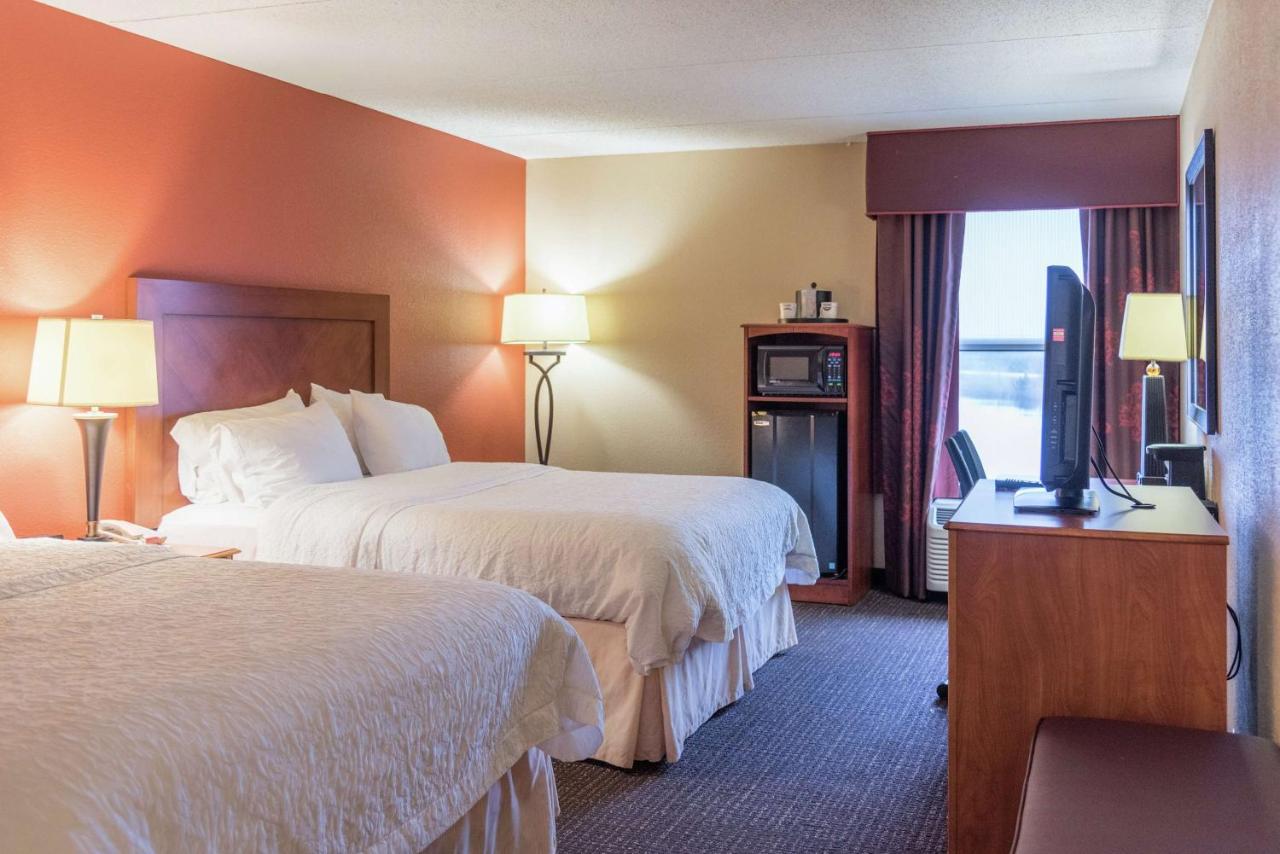 | Hampton Inn Muskegon