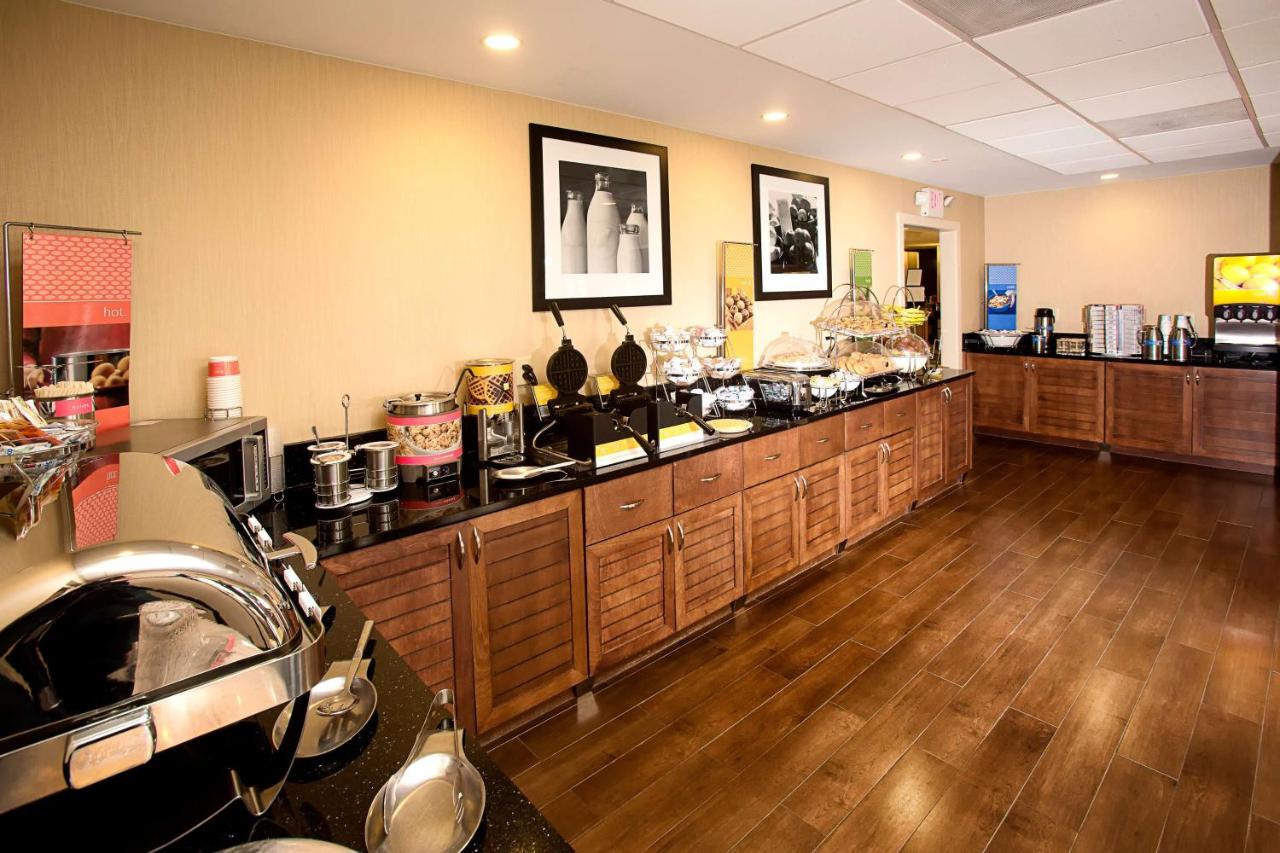 | Hampton Inn Morehead City
