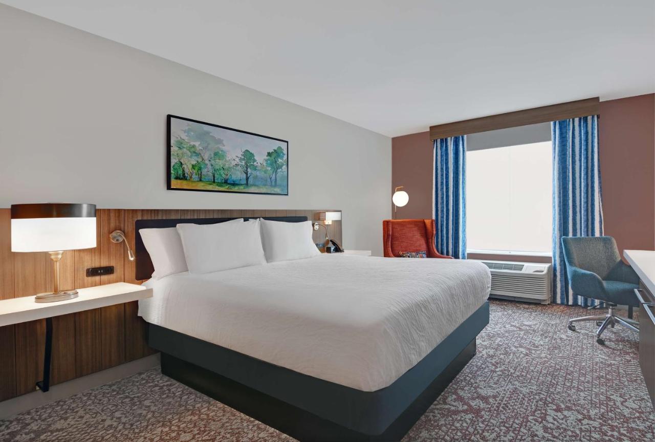 King Room at Hilton Garden Inn Madison Huntsville Airport