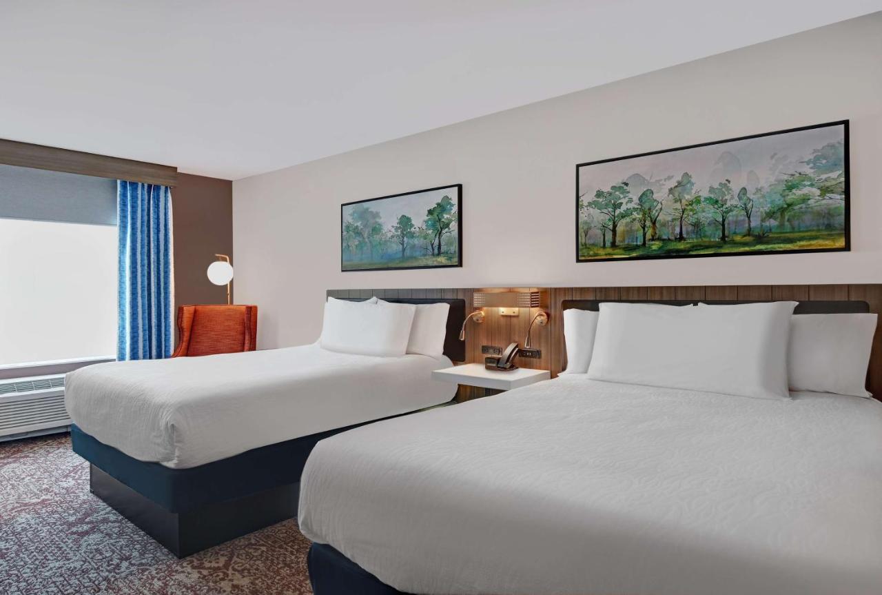 Queen Room with Two Queen Beds - Hearing Accessible at Hilton Garden Inn Madison Huntsville Airport